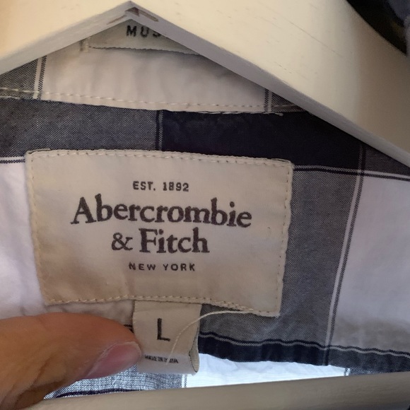 Shirt from Abercrombie & Fitch. Adult Size Large. - Picture 2 of 3